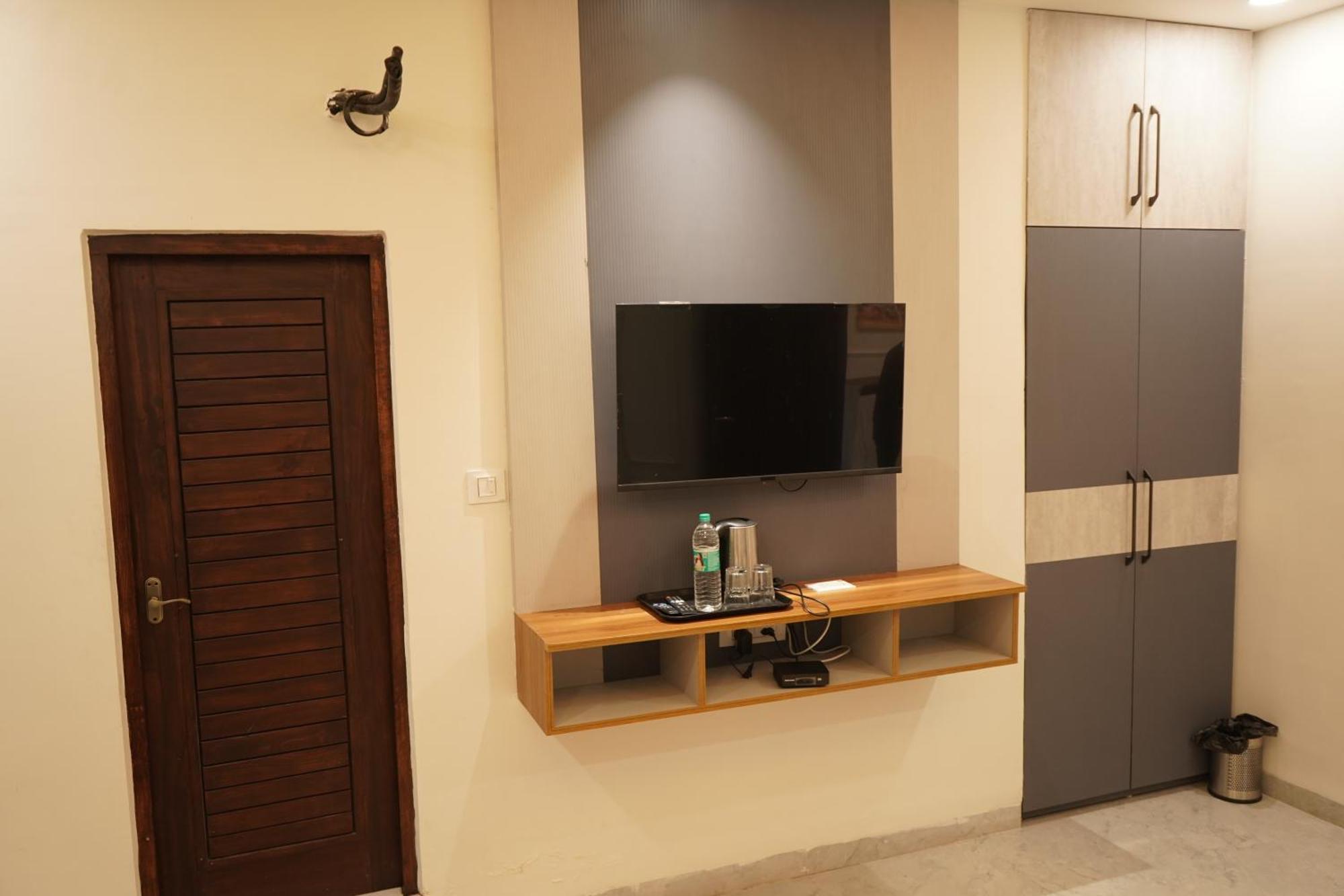 The Grand View Hotel Baijnath Exterior foto